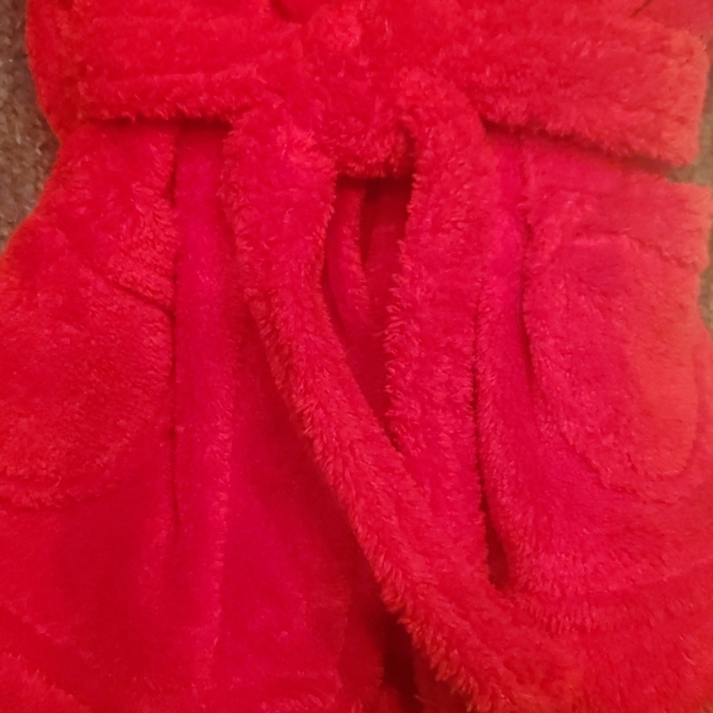 Robe - Picture 4 of 5